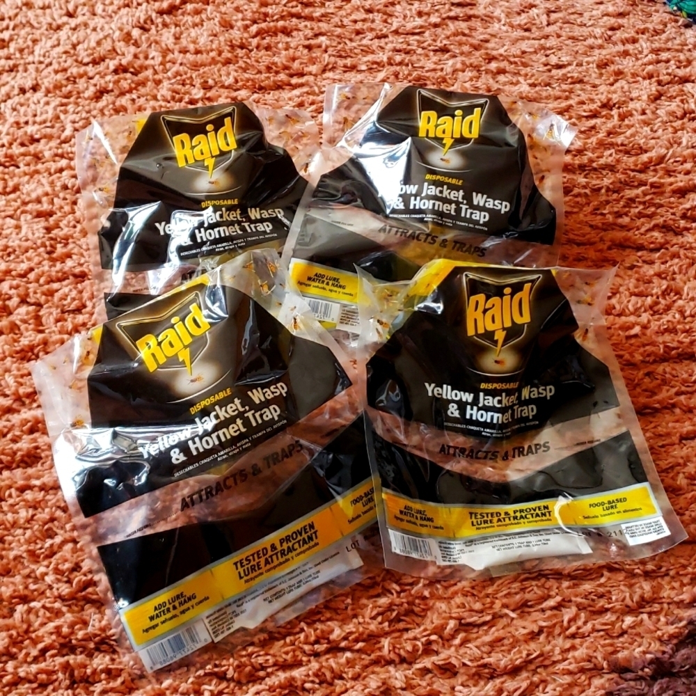 New Raid Disposable Yellow Jacket,Wasp & Hornet Trap LOT OF 4